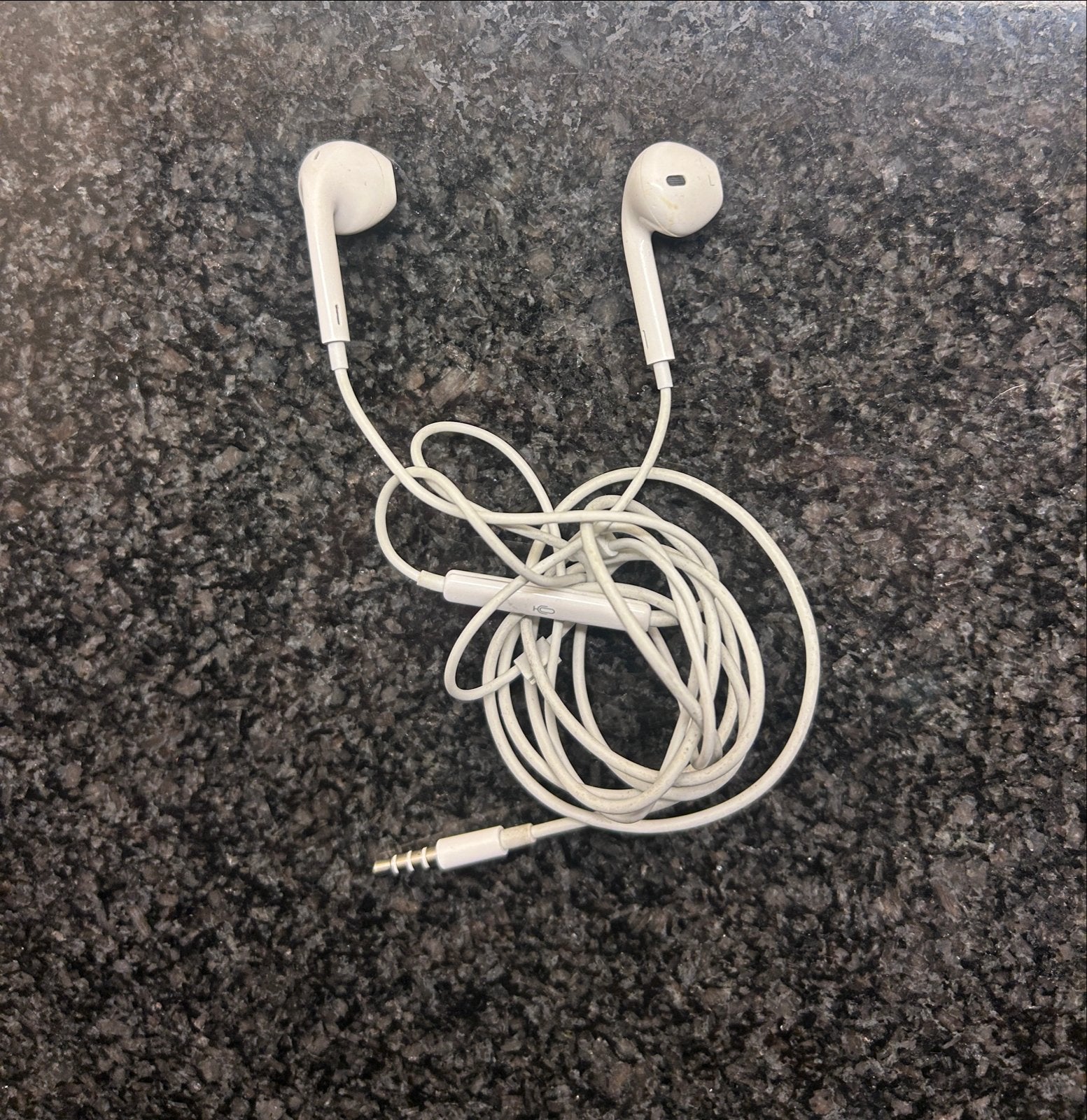 Apple EarPods met 3.5mm Jack Aansluiting, Ophalen of Verzenden, Gebruikt