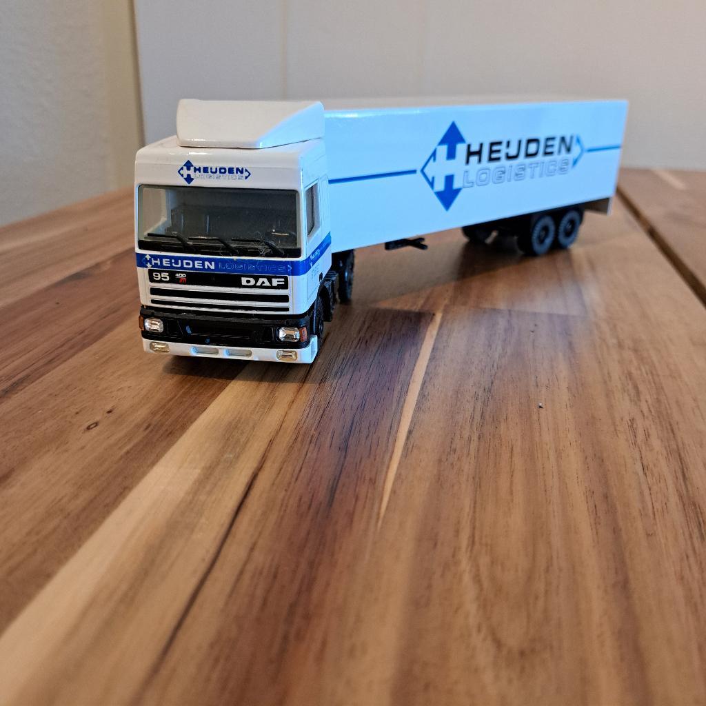 DAF 95 DIV & SPACE CABS DIV IN NIEUW STAAT MET & Z KOELER ., Verzenden, Zo goed als nieuw, Bus of Vrachtwagen, Lion Toys