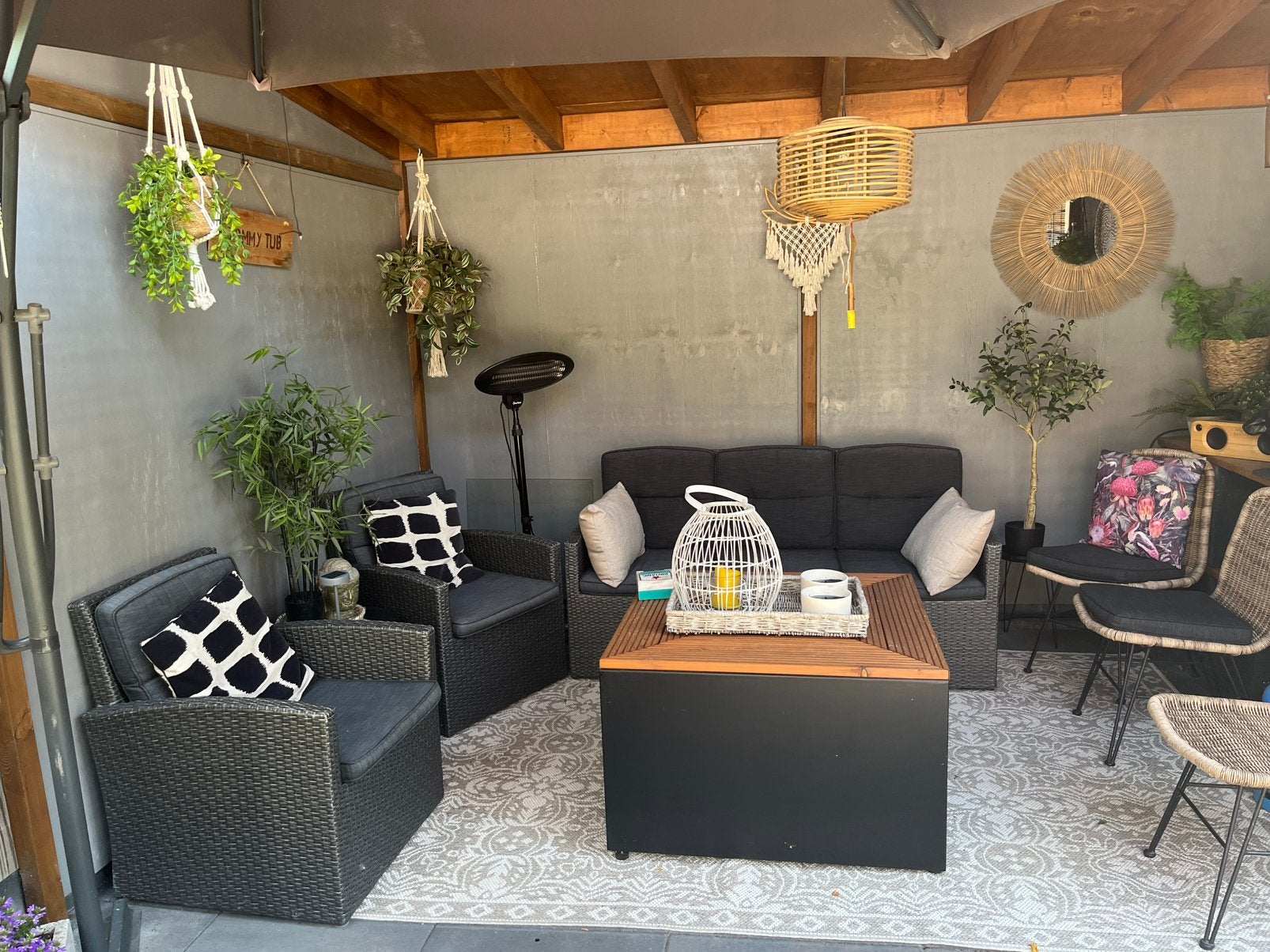 Lounge set bank en twee stoelen, Ophalen, Zo goed als nieuw, Kunststof, Bank