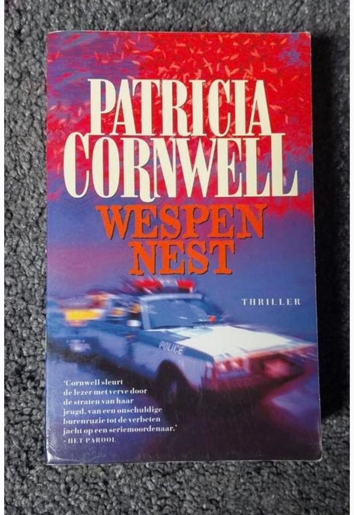 Wespennest, Patricia Cornwell., Ophalen of Verzenden, Zo goed als nieuw