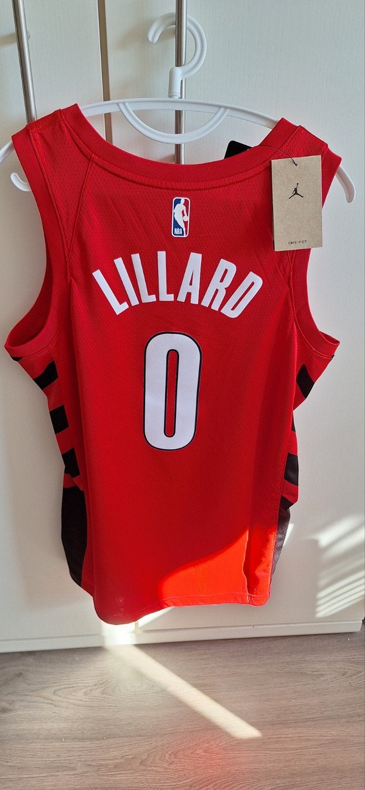 Nike Jordan Portland Trail Blazers Lillard 0 Jersey M, Overige typen, Nieuw, Ophalen of Verzenden, Rood