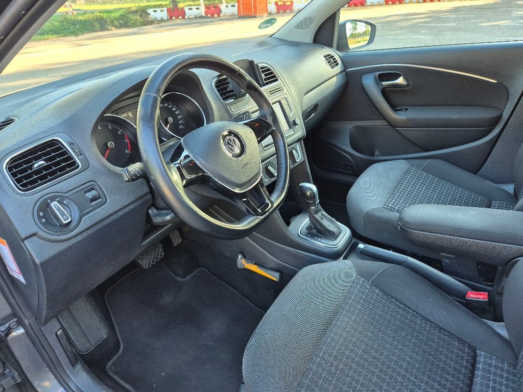 Foto 15 van Volkswagen Polo 1.2 TSI DSG Automaat | 5-Deurs | 109.369 km!