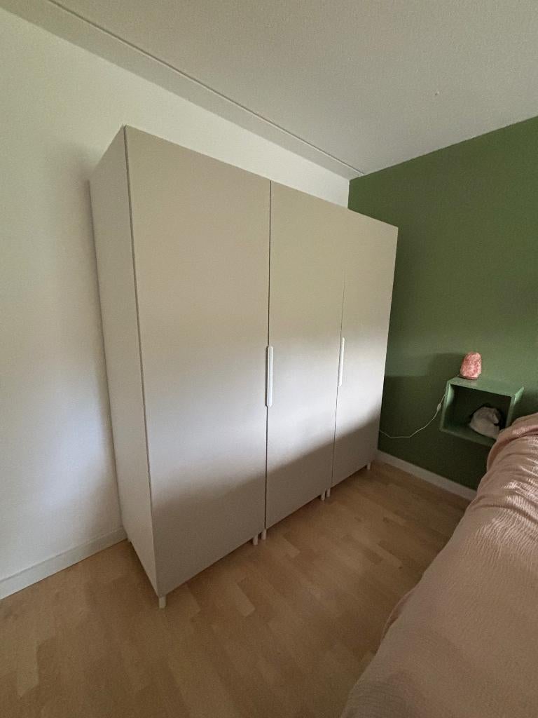 Ikea kledingkast, Ophalen, 50 tot 100 cm, Zo goed als nieuw, 150 tot 200 cm