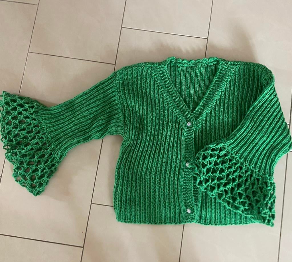 Zelf gebreid vest., Ophalen, Nieuw, Maat 38/40 (M), Groen
