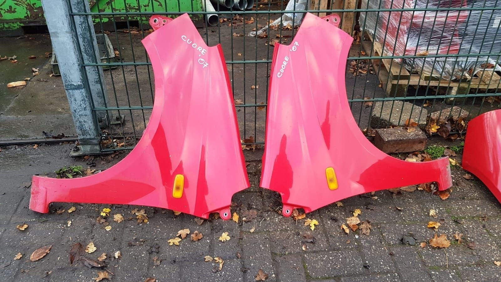 DAIHATSU CUORE VOORSCHERMEN BJ 2007, Auto-onderdelen, Gebruikt, -, -, Ophalen of Verzenden