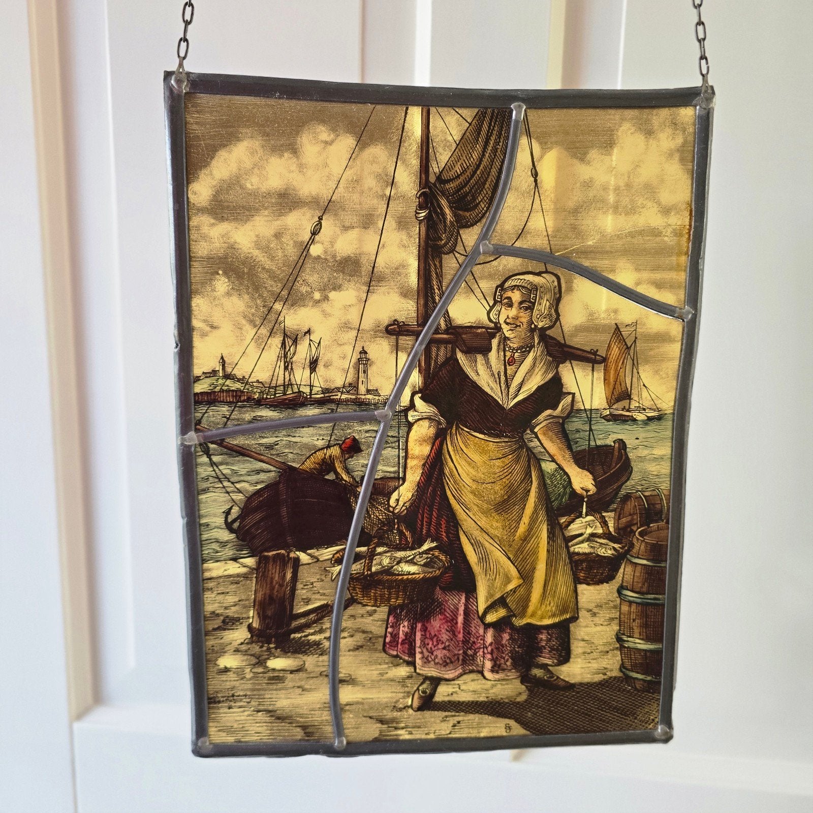 Glas in lood raamhanger met visserstaferelen, Ophalen