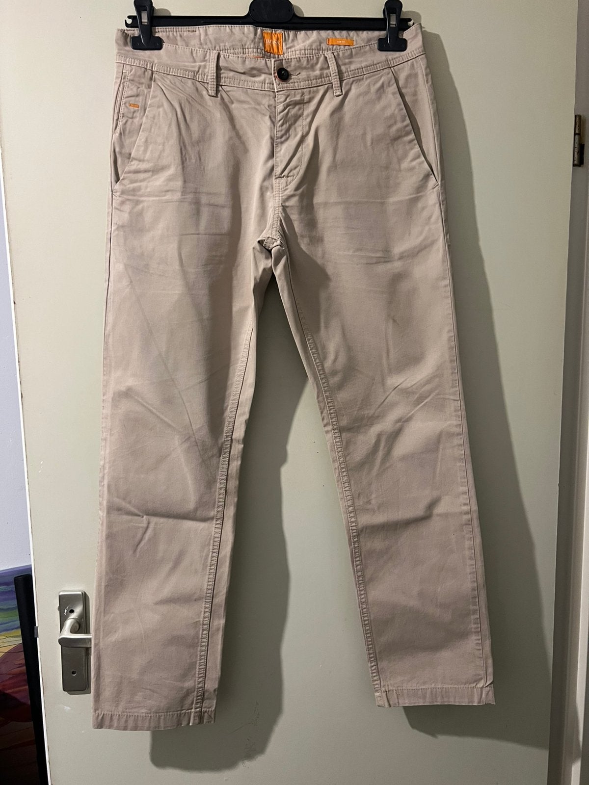 Chinno 32 huggo boss, Ophalen of Verzenden, Zo goed als nieuw, Beige, Huggo boss