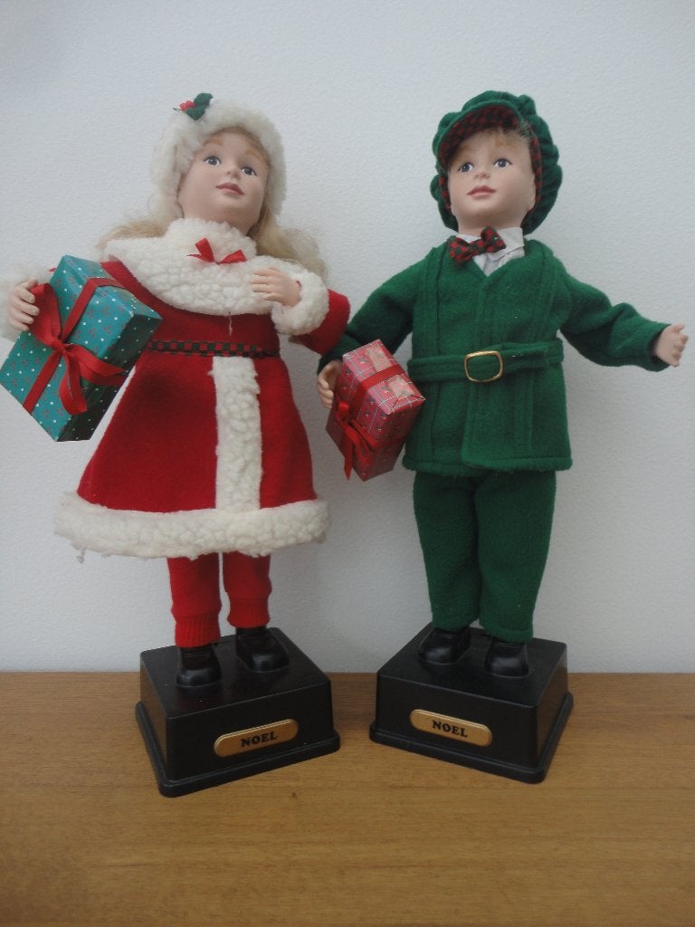 Kerstdecoratie 2 x Victoriaanse kerstpoppen. Dickens stijl., Ophalen of Verzenden, Gebruikt