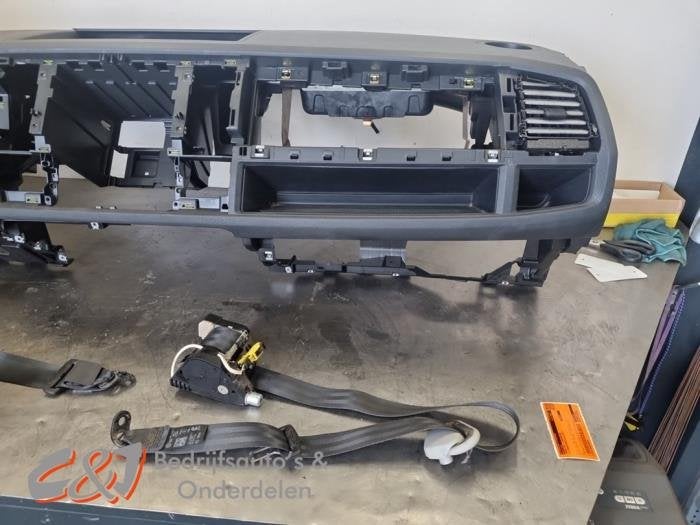 Airbag set + dashboard van een Volkswagen Transporter, Auto-onderdelen, Gebruikt, -, Volkswagen, -