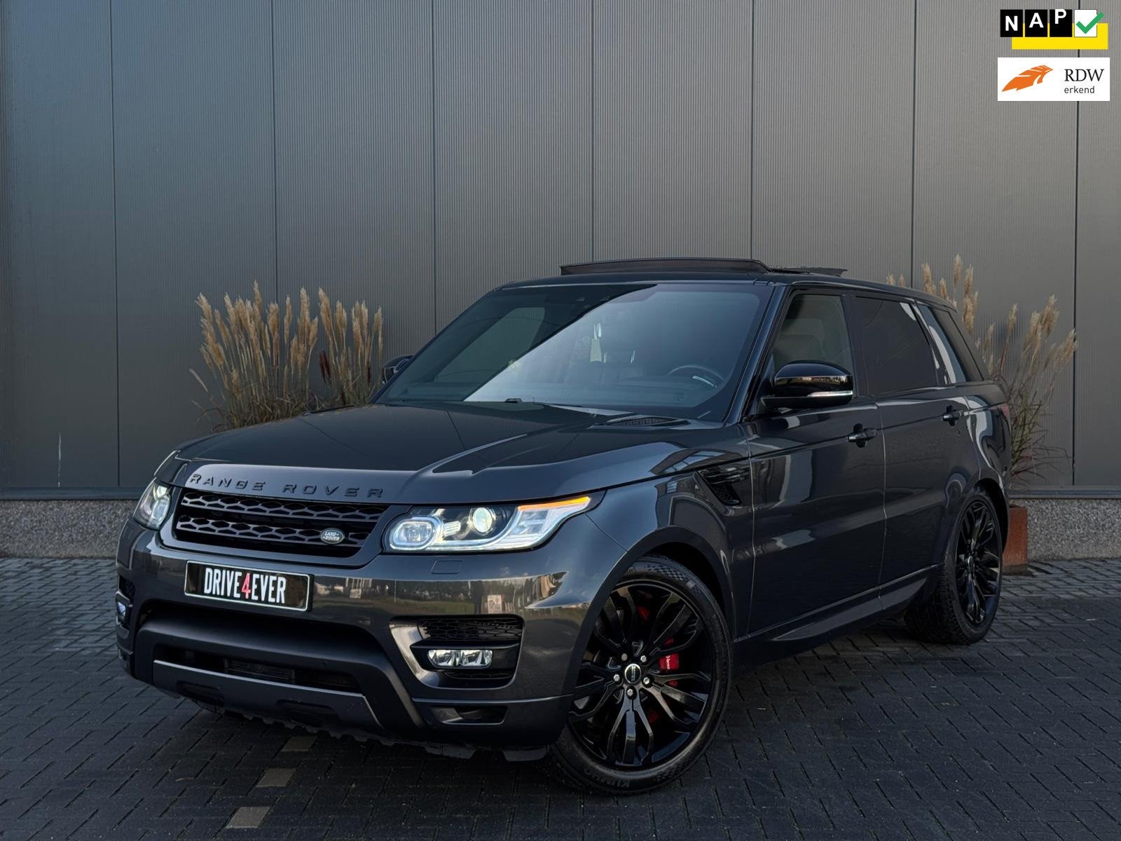 Land Rover Range Rover Sport 3.0 SDV6 HSE Dynamic M18 PANO|L, Auto's, Automaat, Dealer onderhouden, Gebruikt, 2993 cc
