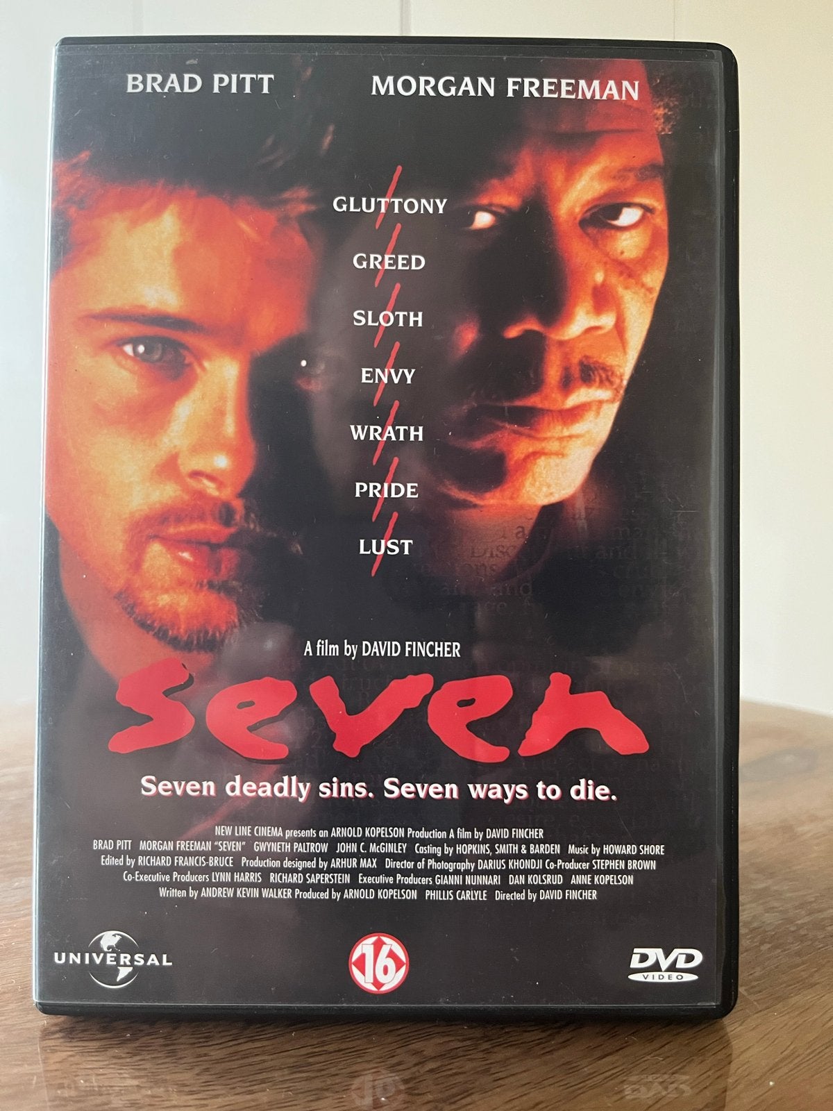 Seven (Se7en) DVD - David Fincher, Brad Pitt, Morgan Freeman, Psychologische thriller, Engels, Vanaf 16 jaar, Nederlands