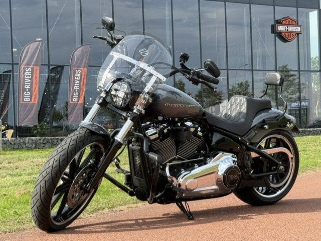 Harley-Davidson FXBRS Breakout 114 Solid Colour (bj 2022), Overig, Laan van Vredenoord 33
2289 DA  Rijswijk ZH, NL, ABS, 1868 cc