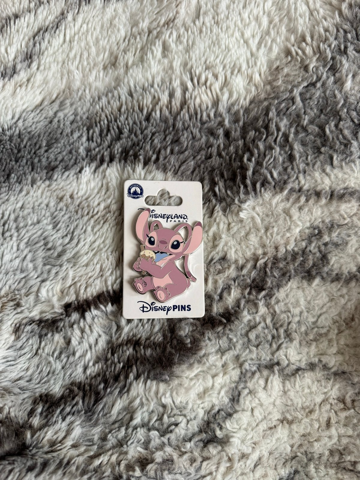 Disney Pins Angel (Lilo & Stitch) met popcorn, Verzamelen, Disney, Ophalen of Verzenden, Overige figuren, Nieuw, Overige typen