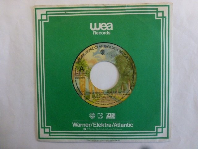 Emmylou Harris. You never can tell c'est la vie./ Hello stra, Gebruikt, 7 inch, Single, Ophalen of Verzenden
