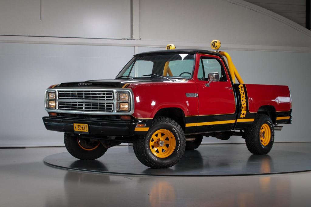 Dodge Power Wagon Macho 4x4, Automaat, Achterwielaandrijving, Zwart, Leder