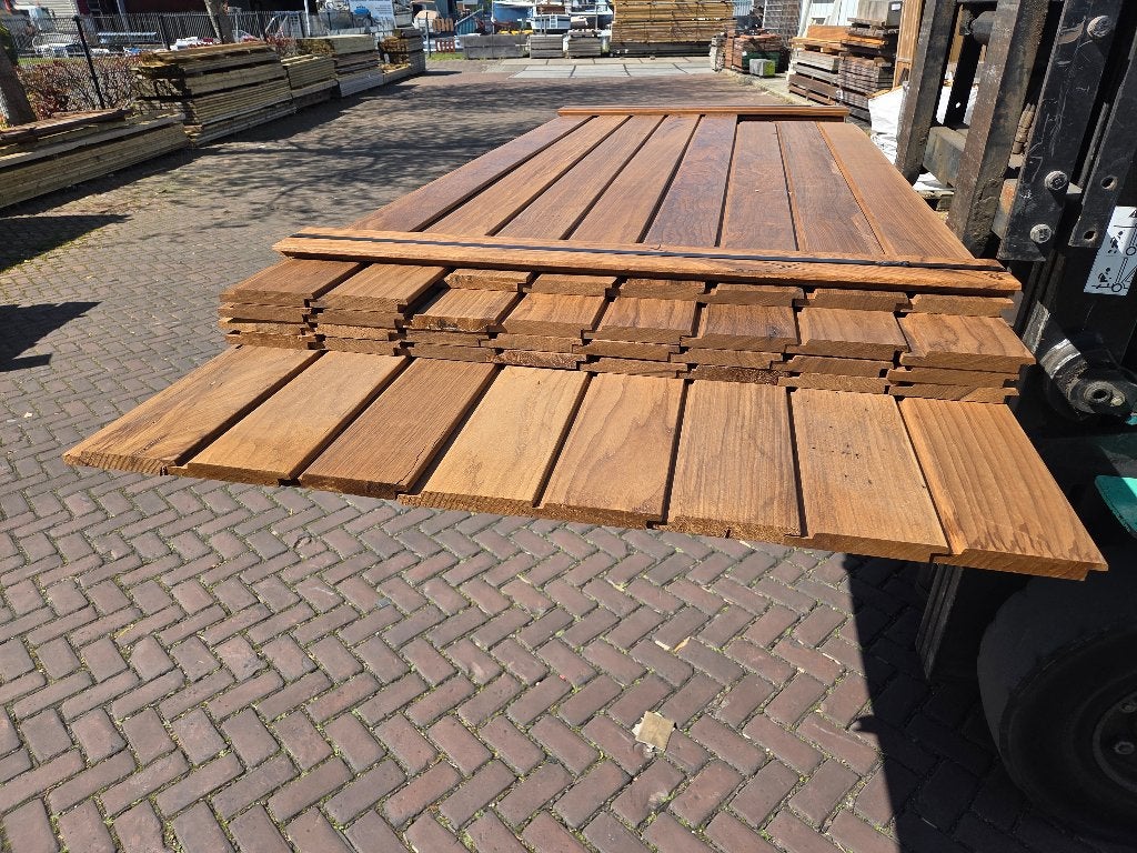 12.3 m2 rabat hout / Channelsiding - nr: HP188, Ophalen, Planken, Nieuw, Hardhout