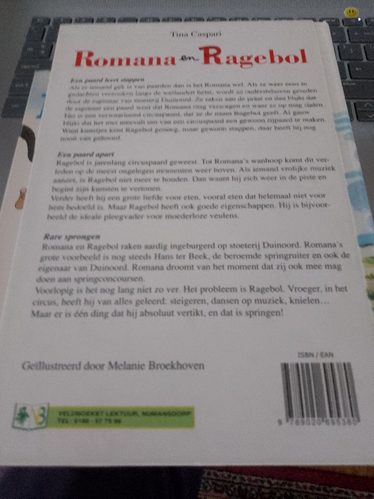 boek romana en ragebol      paardenboek, Ophalen, Zo goed als nieuw
