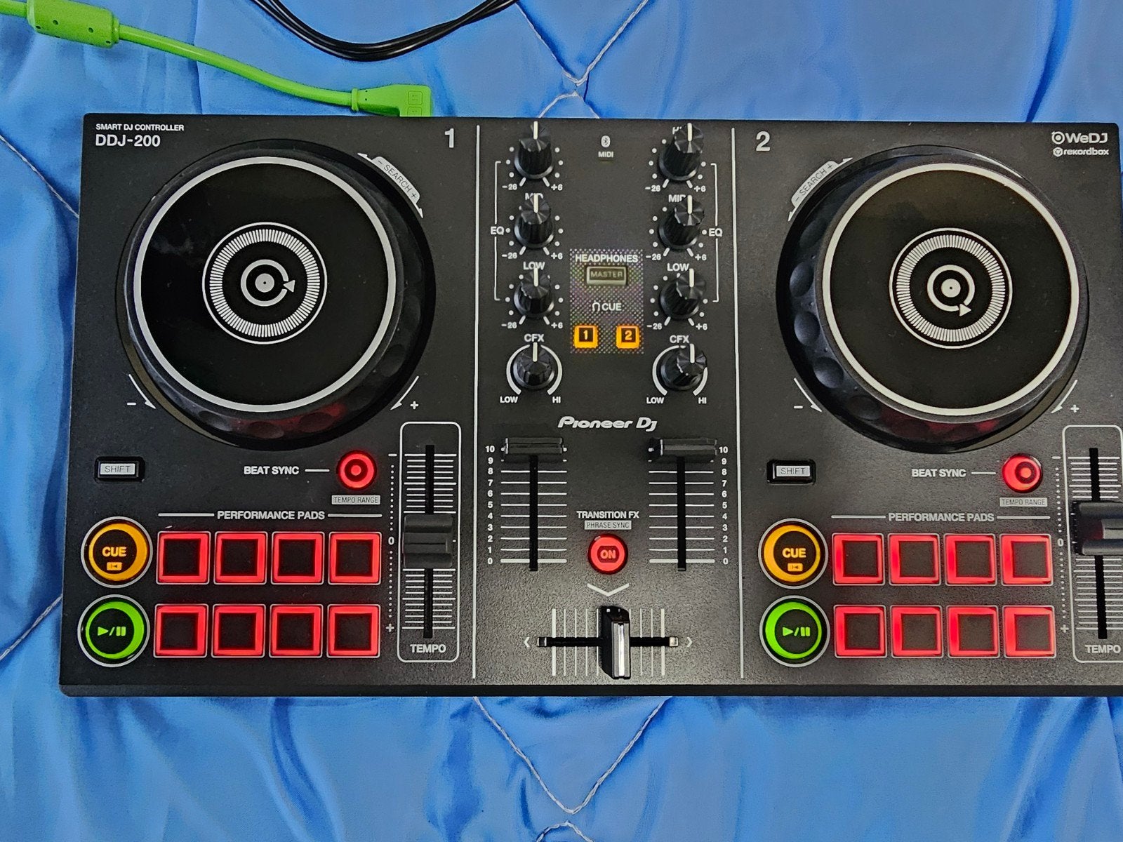 Pioneer DDJ-200 Smart DJ Controller met case en decksaver, Ophalen of Verzenden, Zo goed als nieuw, Pioneer