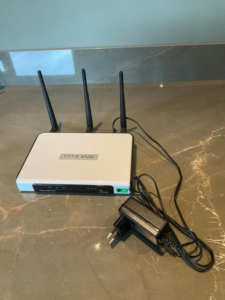 Te koop TP-Link router, Ophalen of Verzenden, Zo goed als nieuw, Router