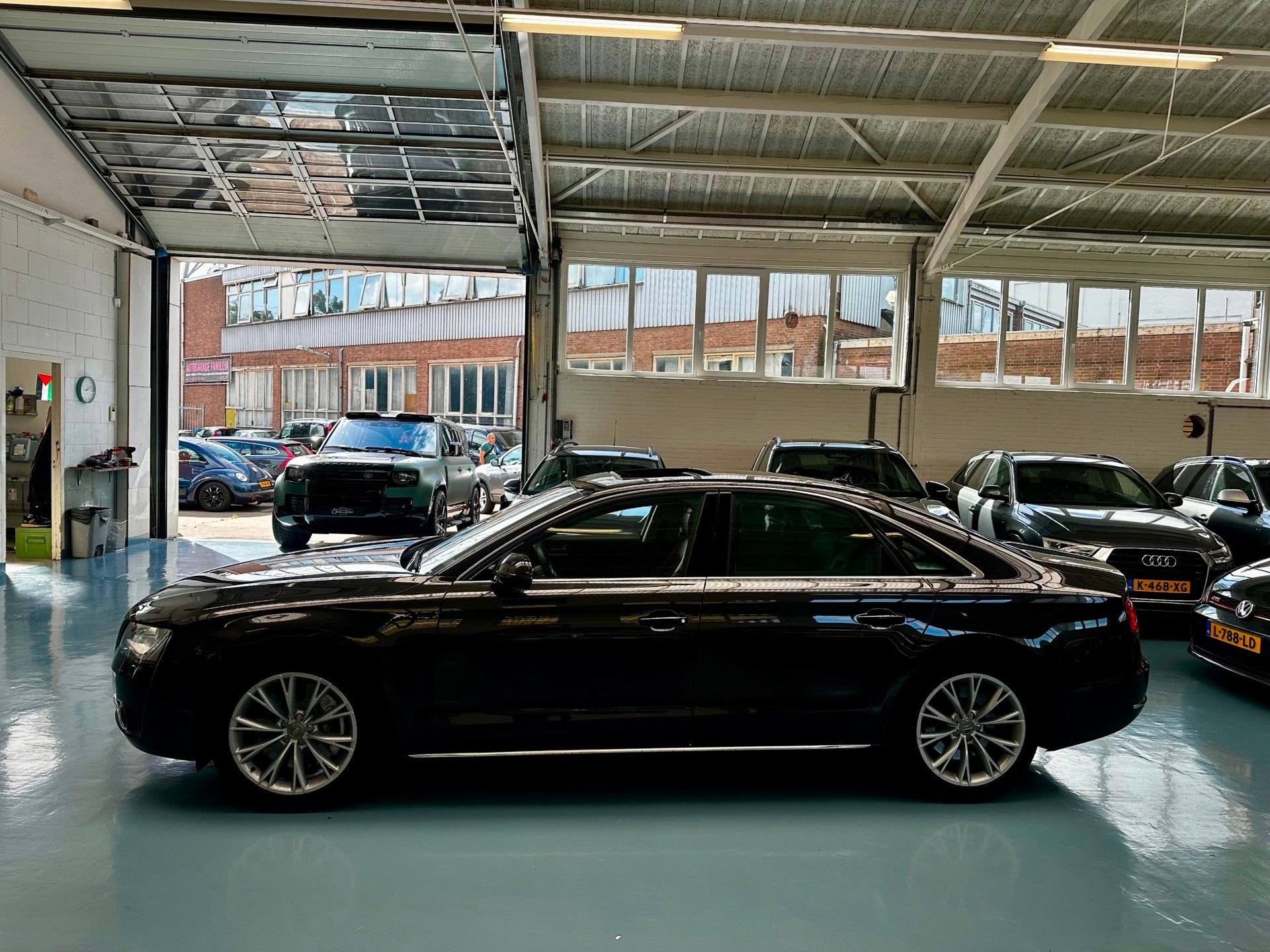 Audi A8 4.2 FSI quattro Pro Line+, Auto's, Automaat, Euro 5, Gebruikt, 371 pk
