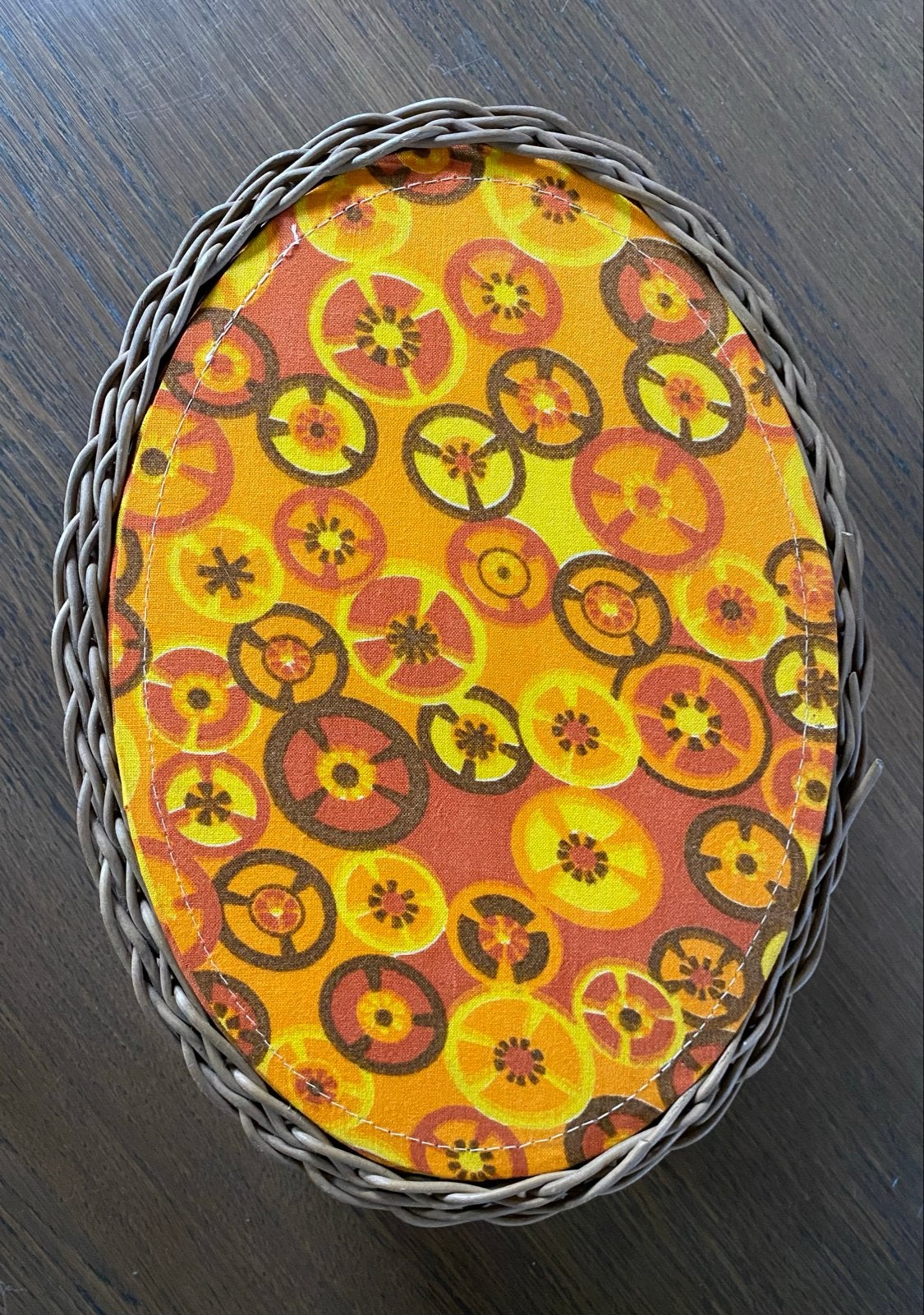 Vintage Naaibox - Rotan met Oranje Retro Stof - 32x15 cm, Gebruikt, Oranje, Overige thema's, Gereedschap of Toebehoren