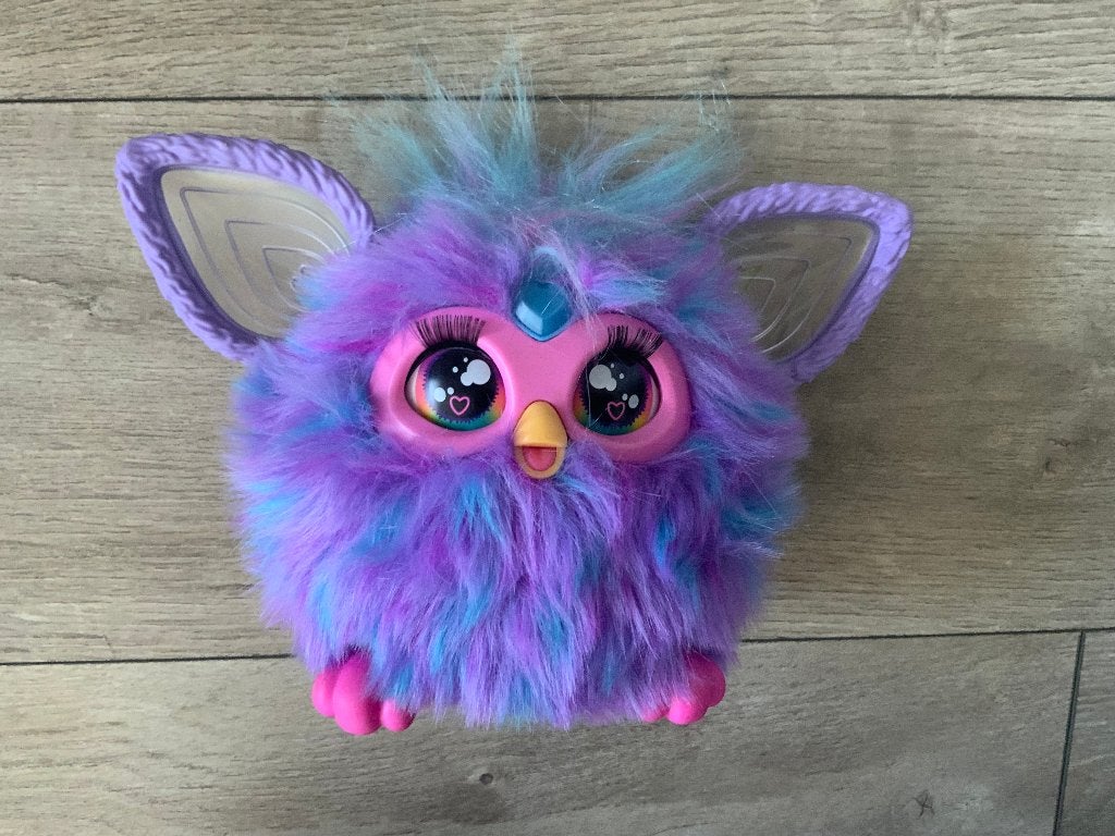 Furby uit 2024 - Blauw Paars - Interactief, Ophalen of Verzenden, Zo goed als nieuw, Overige typen