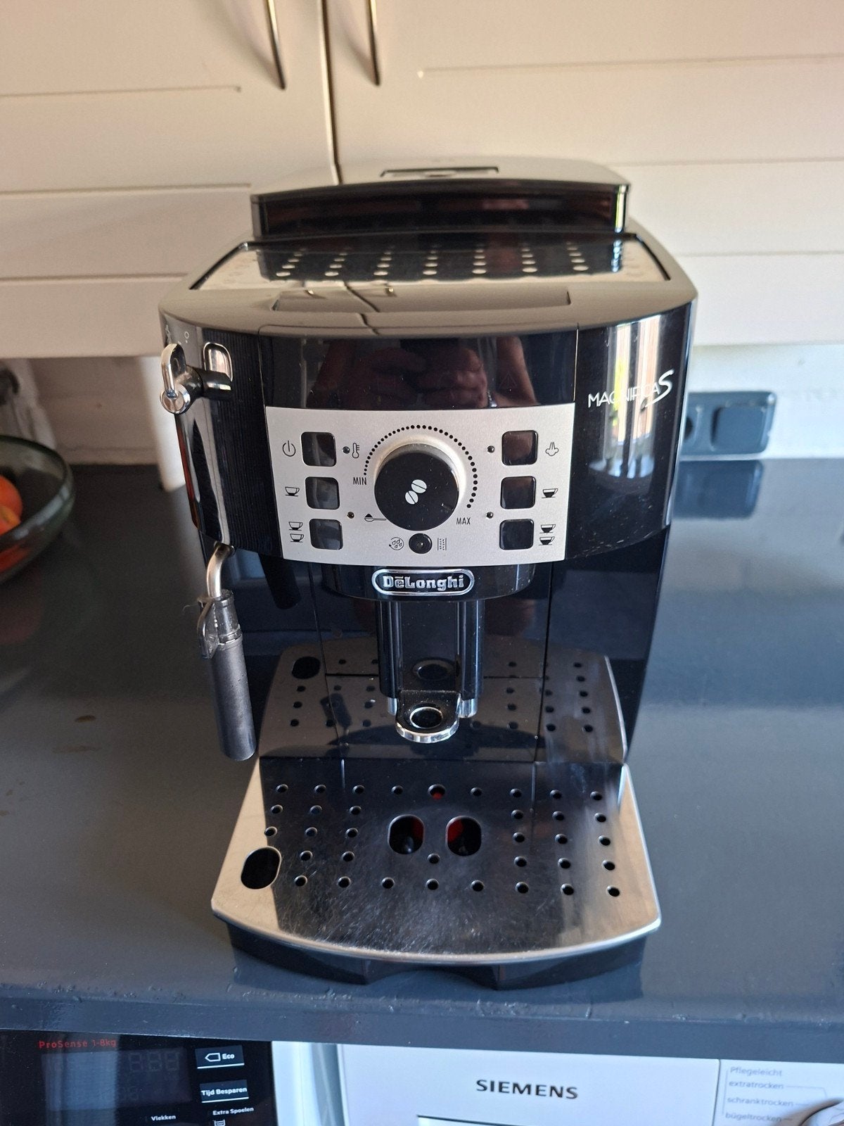 De'Longhi Magnifica S ECAM 21.117.B Koffiemachine, Ophalen, Gebruikt, 10 kopjes of meer, Koffiemachine