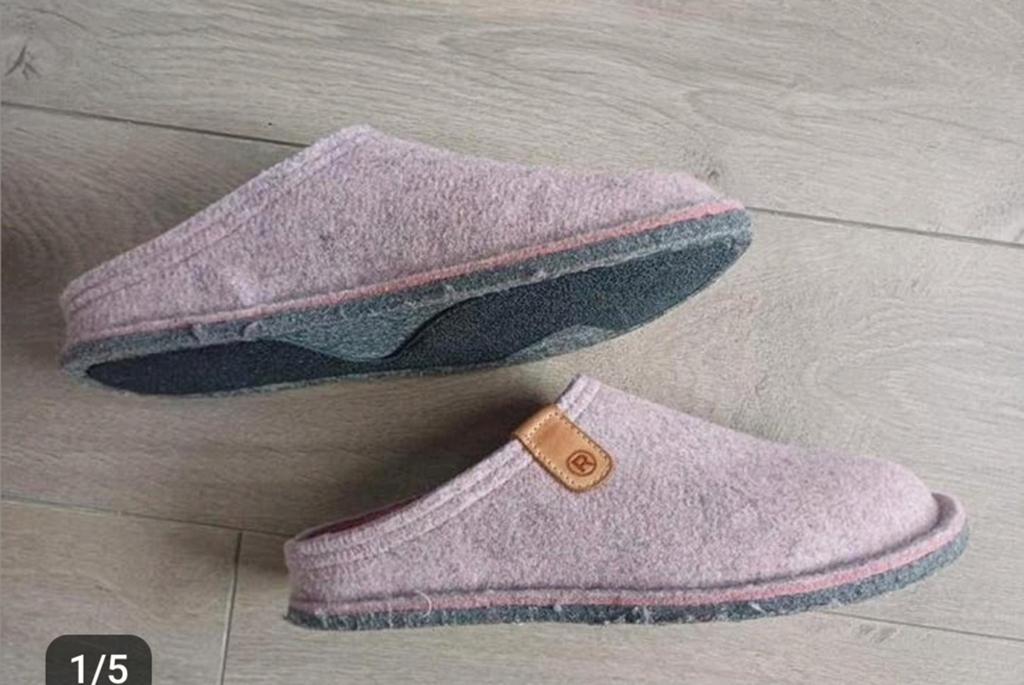 Pantoffels Rhode maat 41, izgs, Ophalen of Verzenden