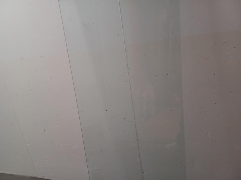 Twee transparante glazen douchewanden met ophangsysteem, Gebruikt, Minder dan 80 cm, Glasplaat, 160 cm of meer