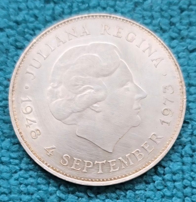 Zilveren 10 gulden herdenkingsmunt koningin Juliana 1973, Postzegels en Munten, Ophalen of Verzenden, Koningin Juliana, 10 gulden