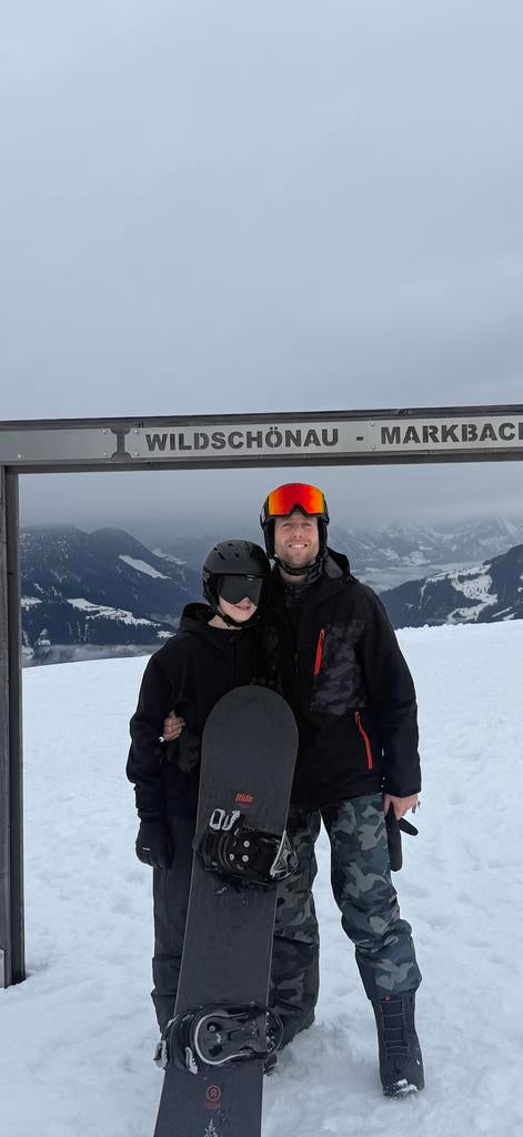 Snowboards of ski’s waxen en slijpen, Ophalen