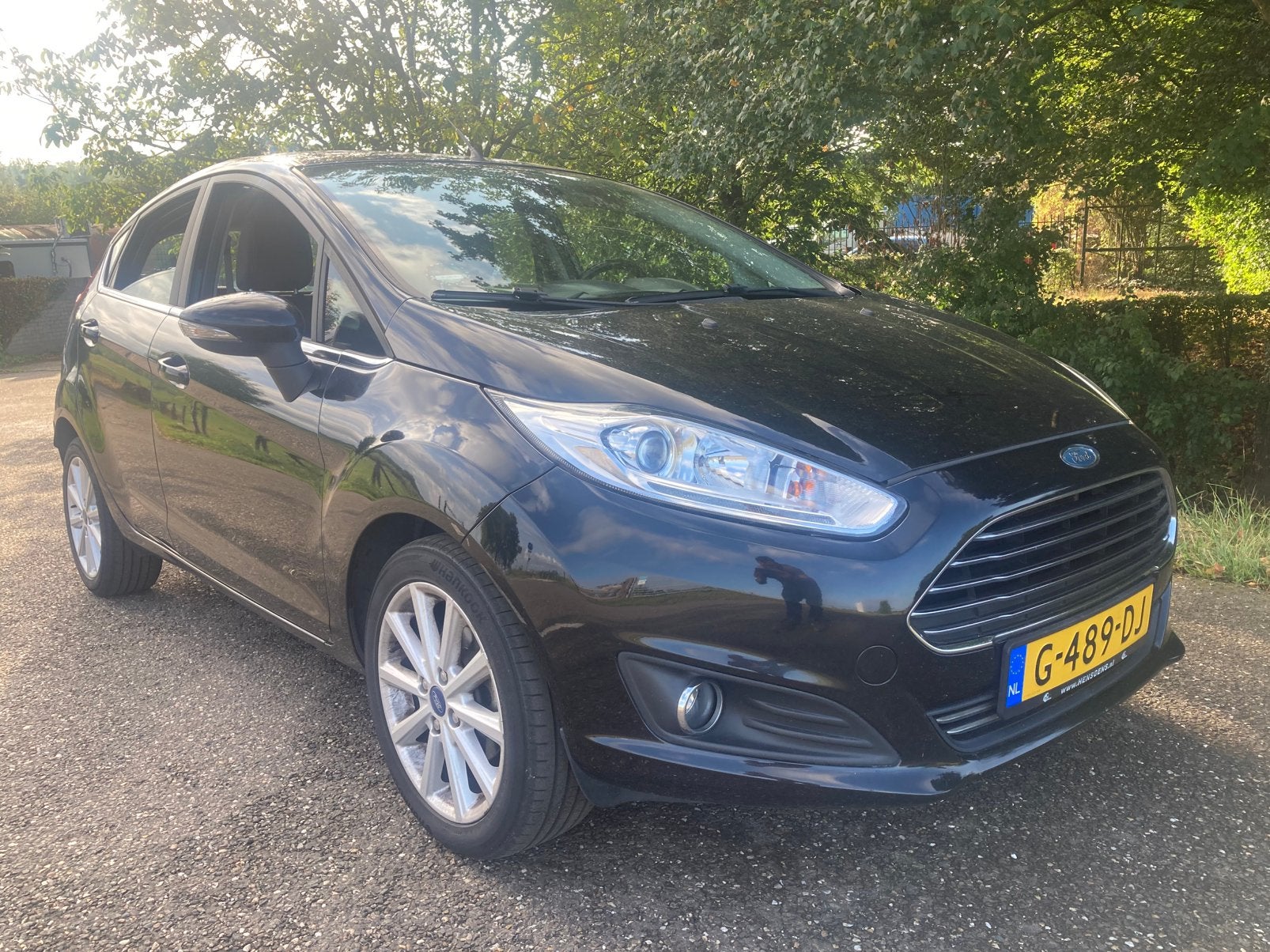 Ford Fiesta 1.0i 74kw, Ophalen, Zwart, Handgeschakeld, Ford
