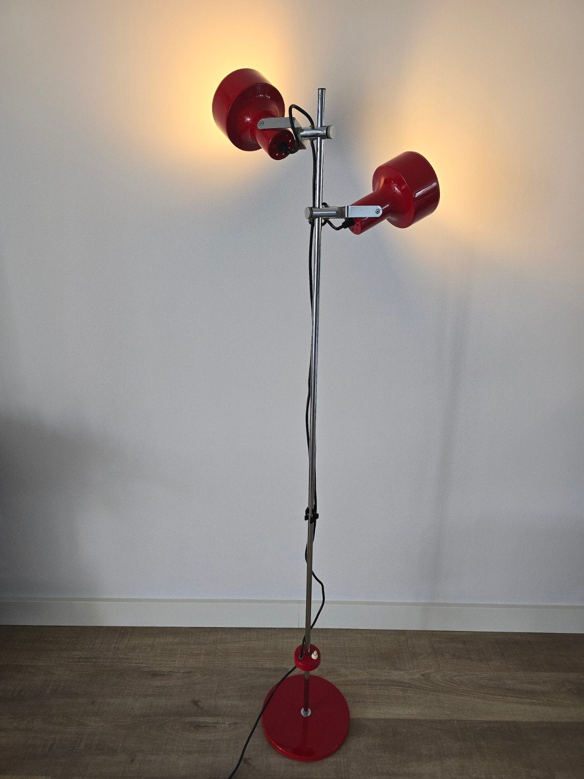 Vintage Red Anvia Floor Lamp by J.J.M.Hoogervorst €250, Ophalen of Verzenden, 150 tot 200 cm