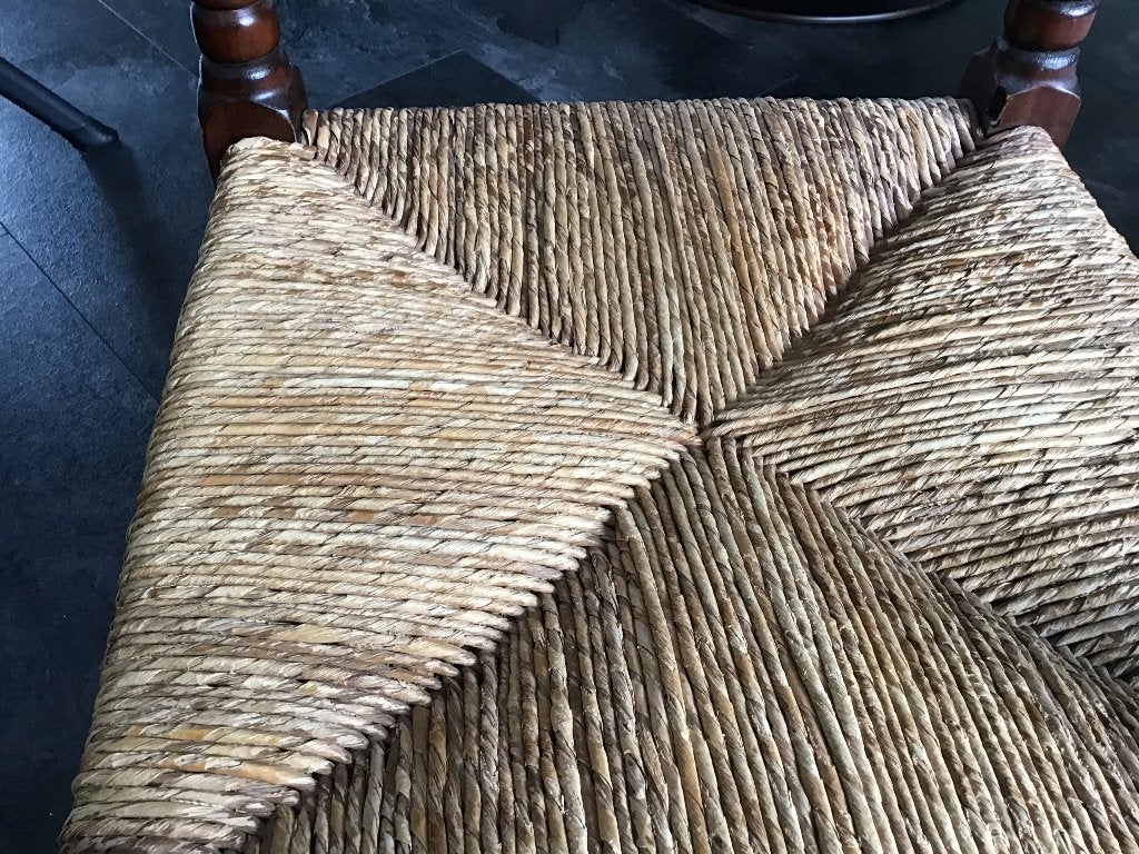 Antiek driehoek stoeltje, Antiek en Kunst, Antiek | Meubels | Stoelen en Banken, Ophalen