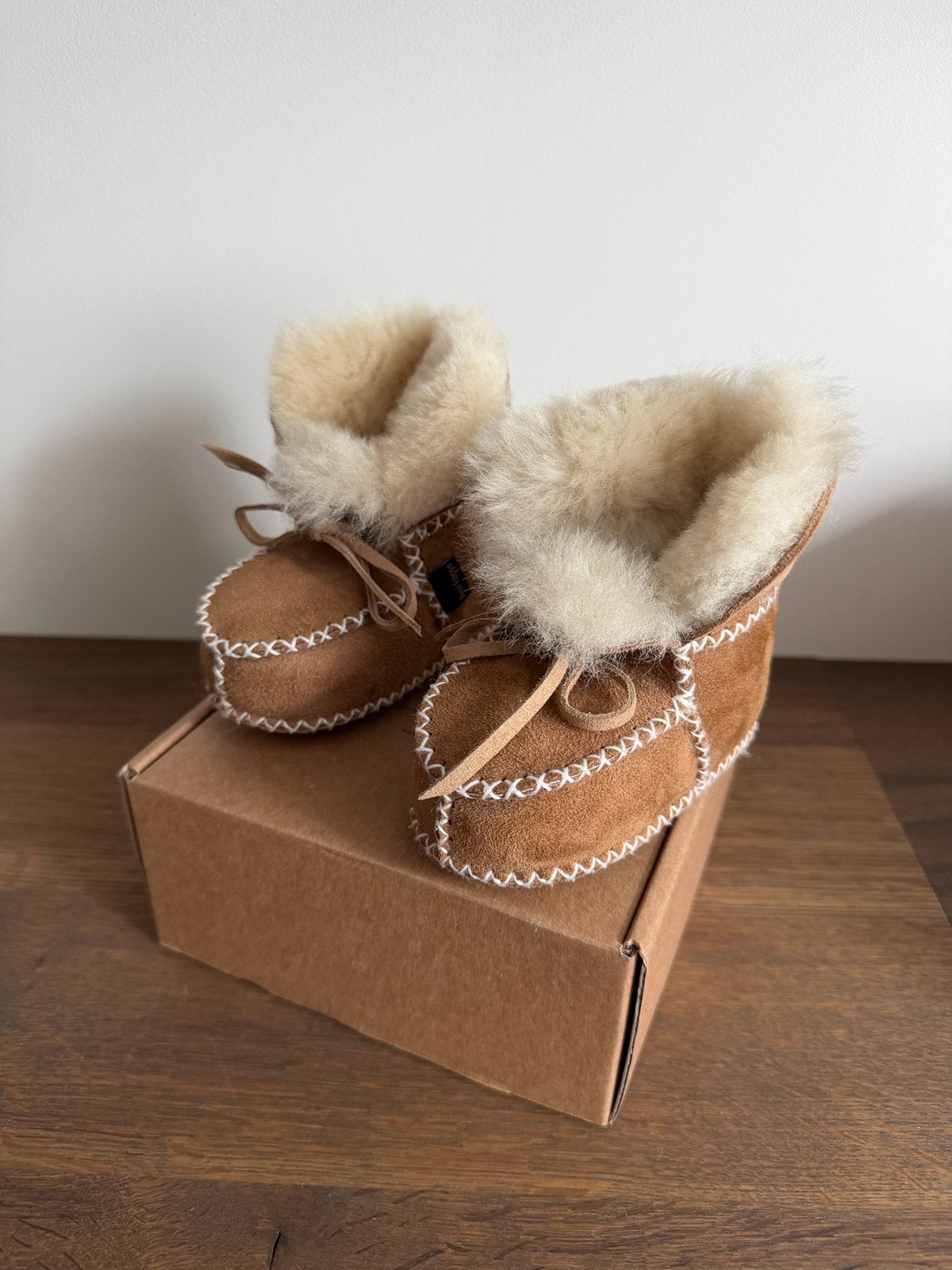 Petit Felipe Baby Bootsies Caramel S, Ophalen of Verzenden, Nieuw, Jongetje of Meisje, Slofjes