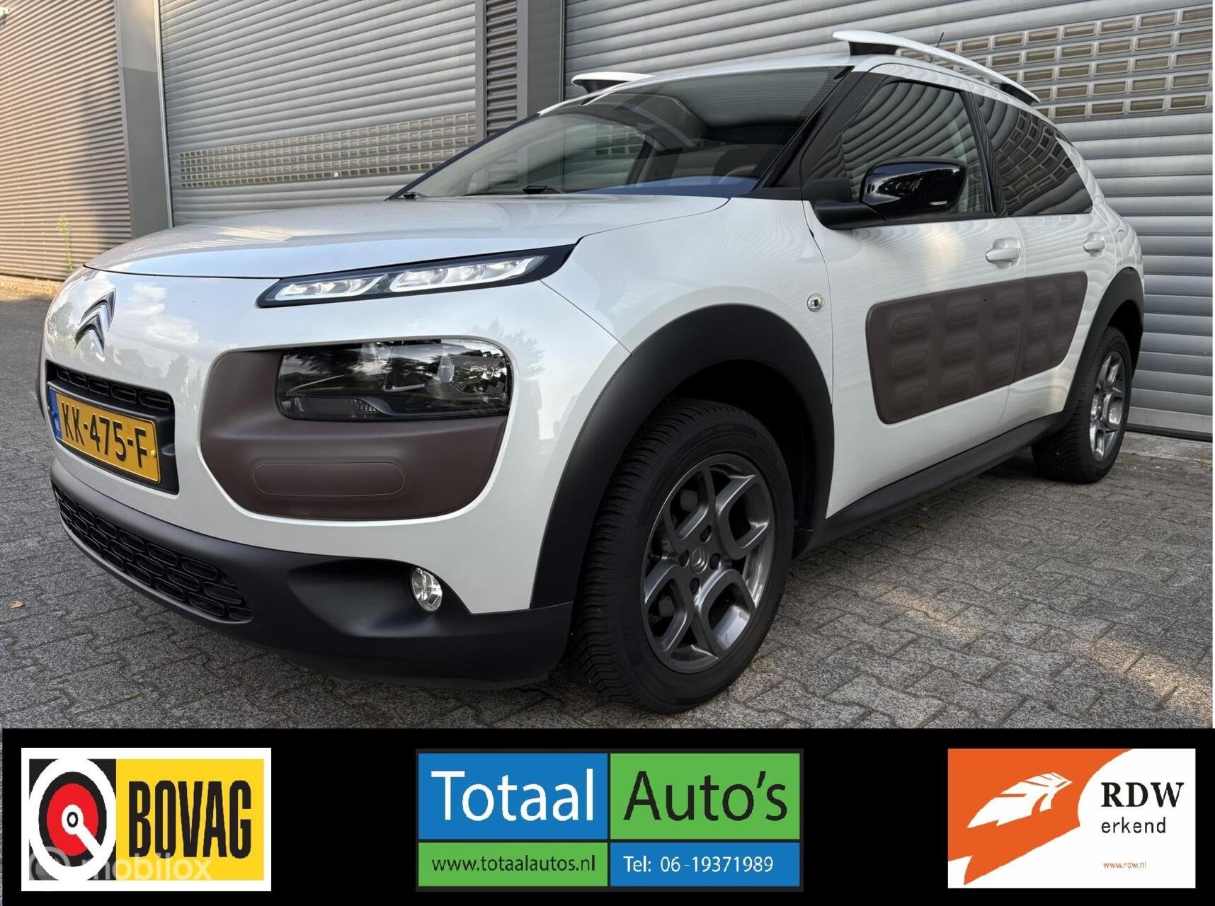 Citroen C4 Cactus 1.2 PureTech Shine*Navi*Riem Vervangen., 82 pk, Origineel Nederlands, Bedrijf, 3 cilinders