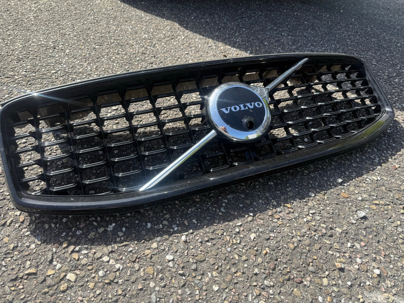 Volvo XC60 2025 Grill met Chrome Logo, Ophalen, Voor, Nieuw, Volvo