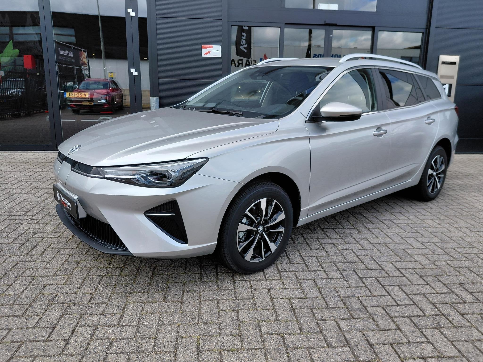 MG 5 Long Range Comfort 61 kWh 98,7% SOH | UNIEKE KM STAND |, Auto's, 12 maanden, Stof, Gebruikt, 156 pk