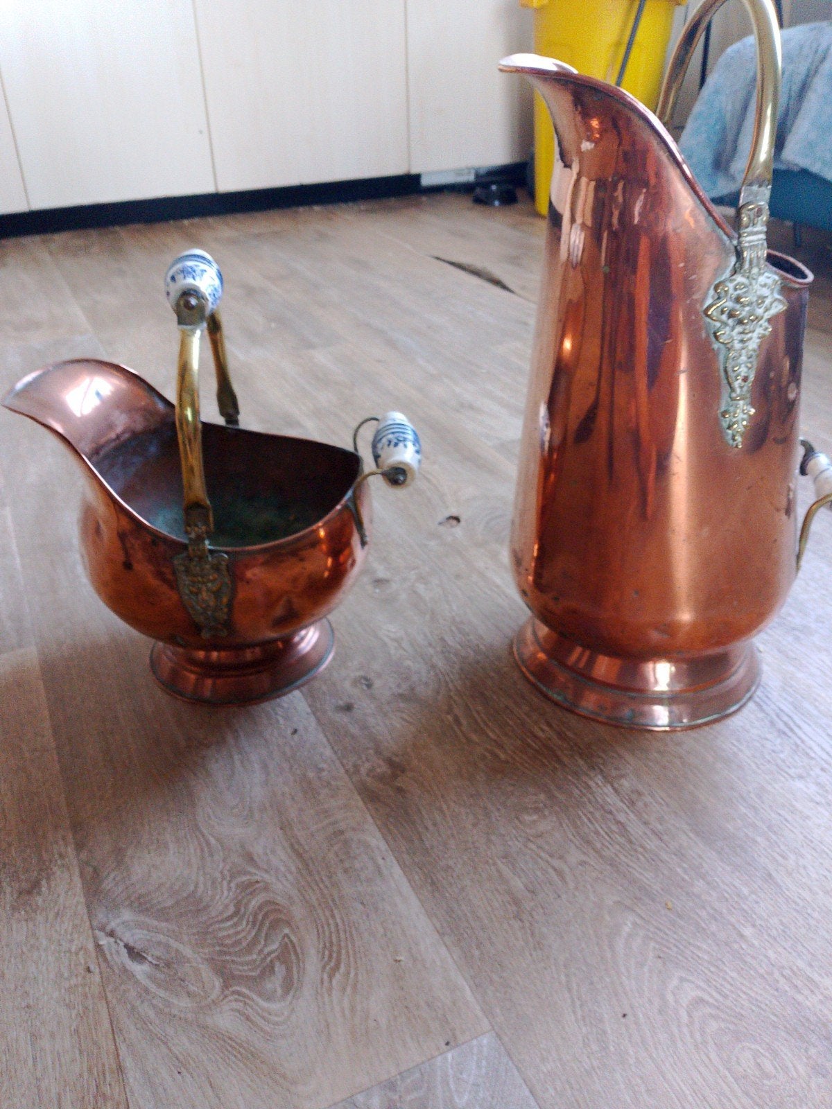 2 koperen kolenkitten, Ophalen, Koper