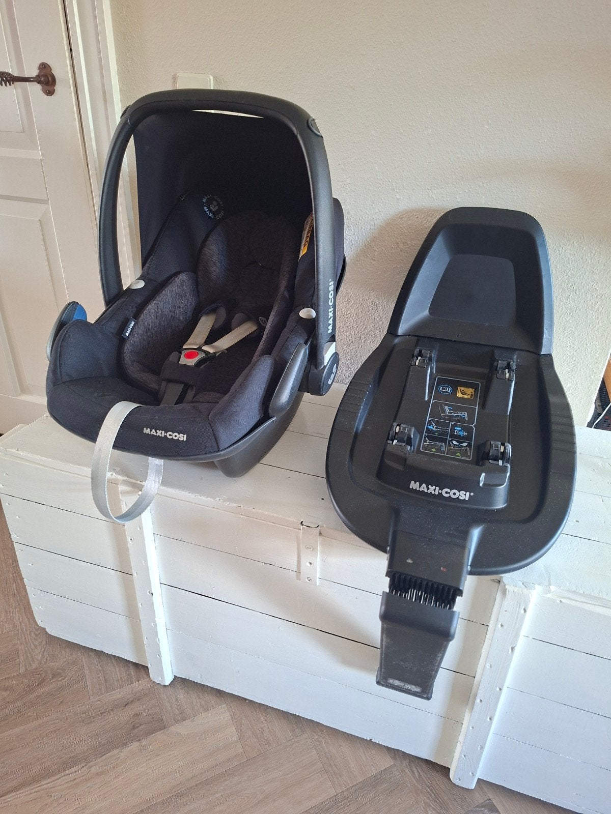 Maxi Cosi Pebble Pro i-Size + FamilyFix3, Kinderen en Baby's, Autostoeltjes, Zo goed als nieuw, Maxi-Cosi, 0 t/m 13 kg, Isofix