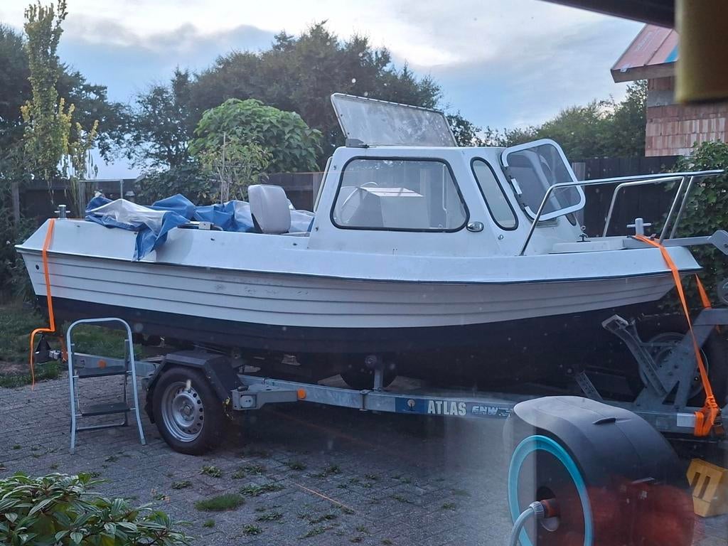 Delmar 16 sportvisboot. Goede boot om mee te vissen., Ophalen, Polyester, Benzine, Tot 10 pk