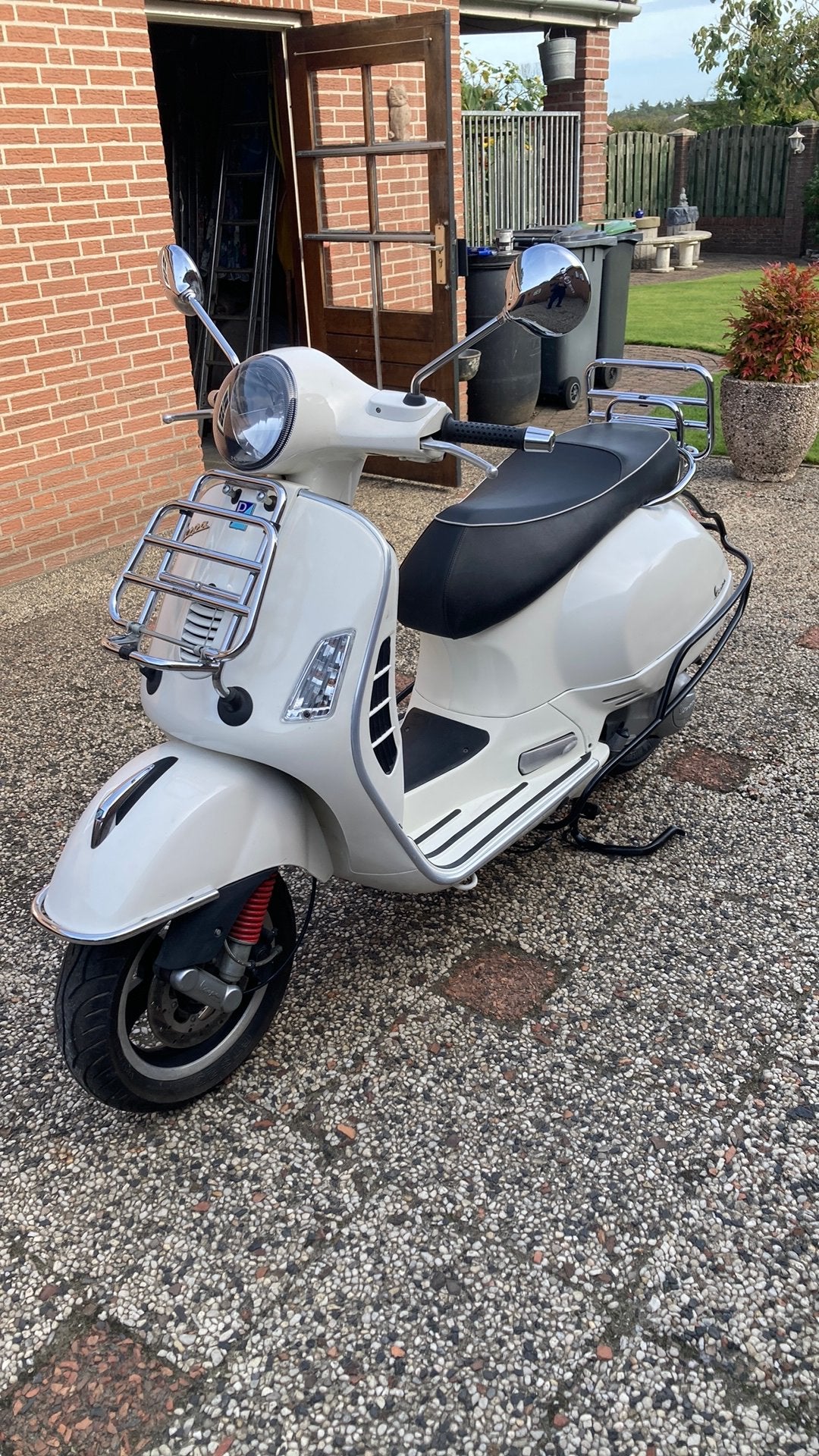 Vespa gti 300 ie super 2009, Motoren, Scooter, Gebruikt, Particulier, Meer dan 35 kW