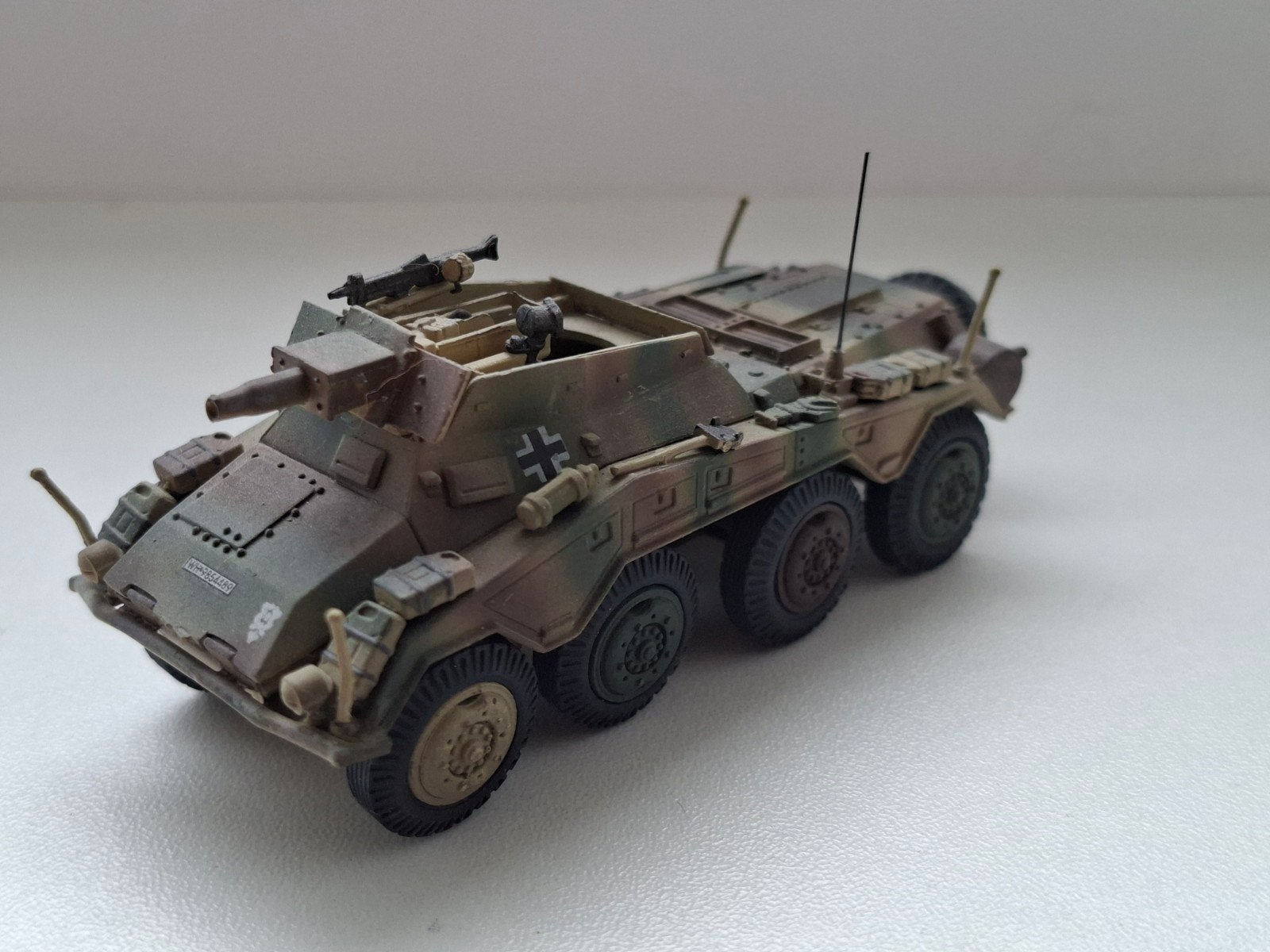 Hobbymaster Sd.Kfz.234/2 'Stummel', Hobby en Vrije tijd, Modelauto's | Overige schalen, Ophalen of Verzenden