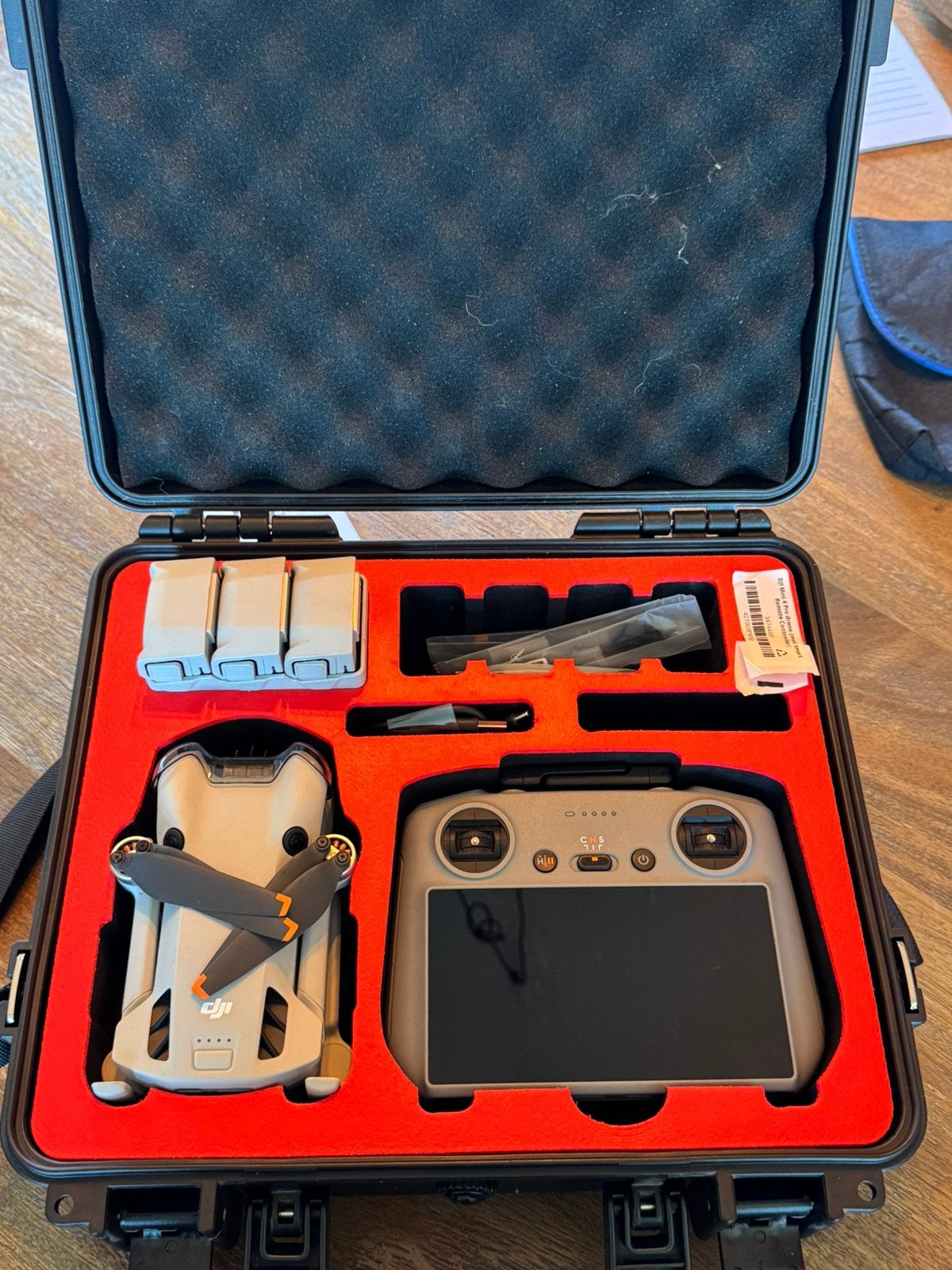 DJI mini 4 pro compleet in koffer, Ophalen of Verzenden, Zo goed als nieuw