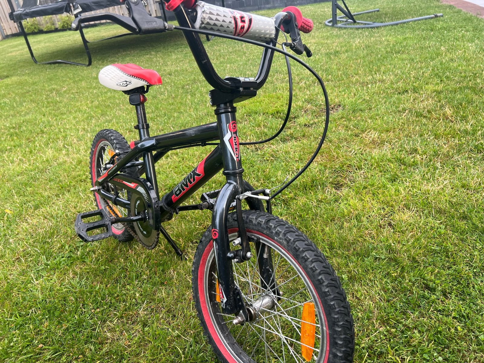 BMX fiets 16 inch - Zwart/Rood, Staal, Velgrem, V-brakes, Ophalen of Verzenden