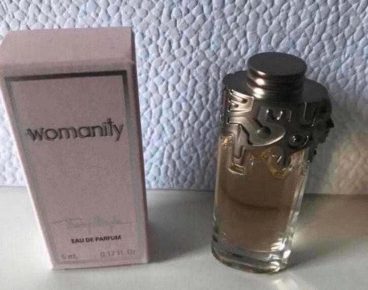 Parfum miniatuur Womanity Thierry Mugler 5 ml eau de parfum, Verzamelen, Verzenden, Nieuw, Miniatuur, Gevuld