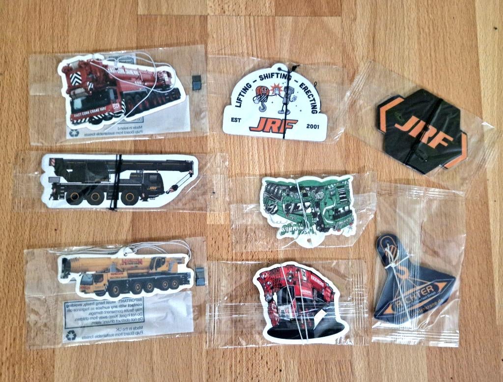 8 verschillend Auto vrachtwagen geurhangers 6 kraanbedrijven, Ophalen of Verzenden, Nieuw, Overige typen