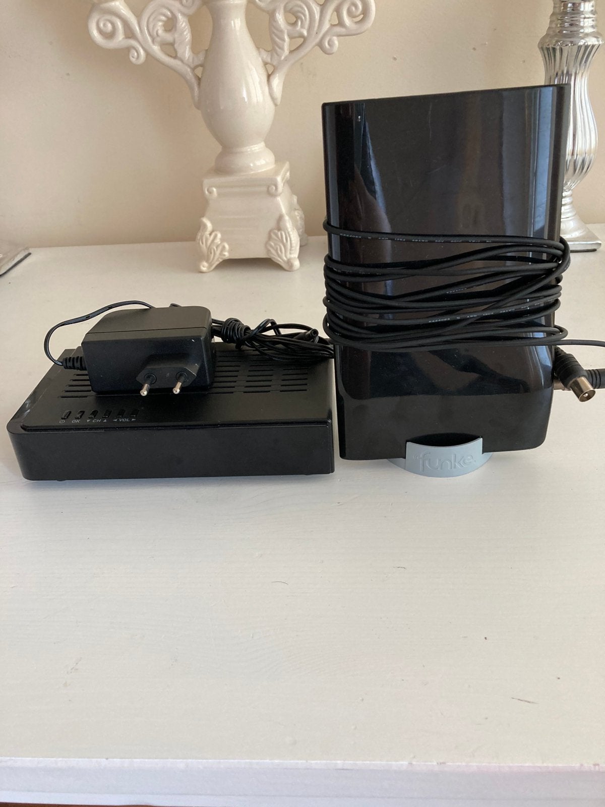 Complete tv antennes set, Ophalen of Verzenden, Zo goed als nieuw