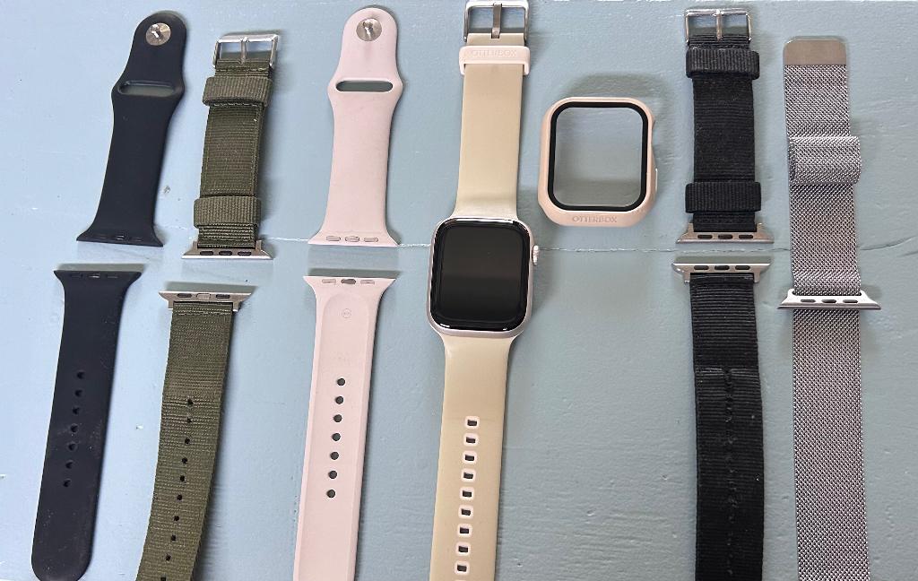 Apple watch 8 45mm + alle bandjes, Apple Watch ⌚️, IOS, Ophalen of Verzenden, Zo goed als nieuw