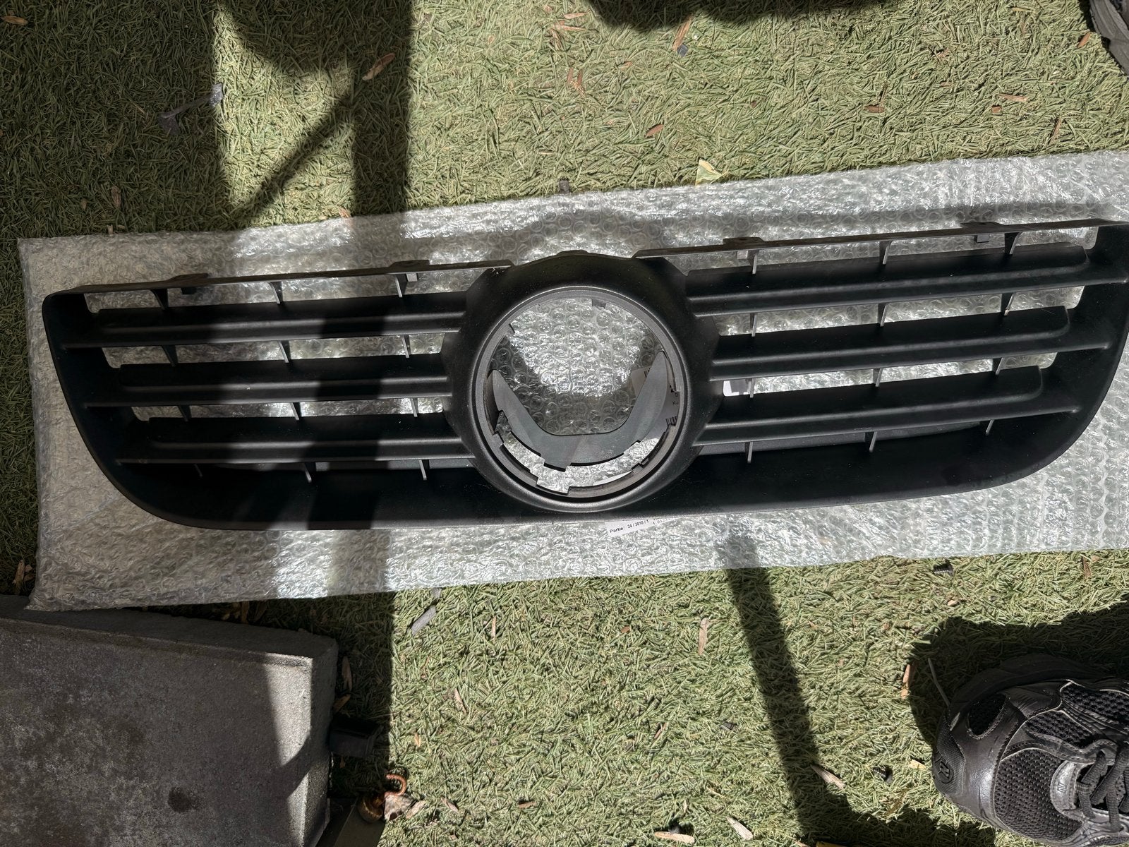 Volkswagen Polo 9n3 grill, Auto-onderdelen, Carrosserie en Plaatwerk, Ophalen of Verzenden, Gebruikt, Voor, Volkswagen